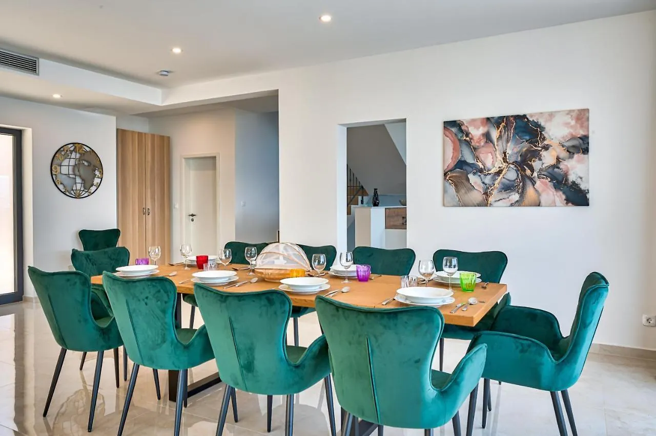 Villa Esarjo With Heated Pool And Sea View Veprinac Croatia